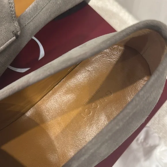 Gucci Light Gray Suede Loafers with Gold Detail - Picture 3 of 5